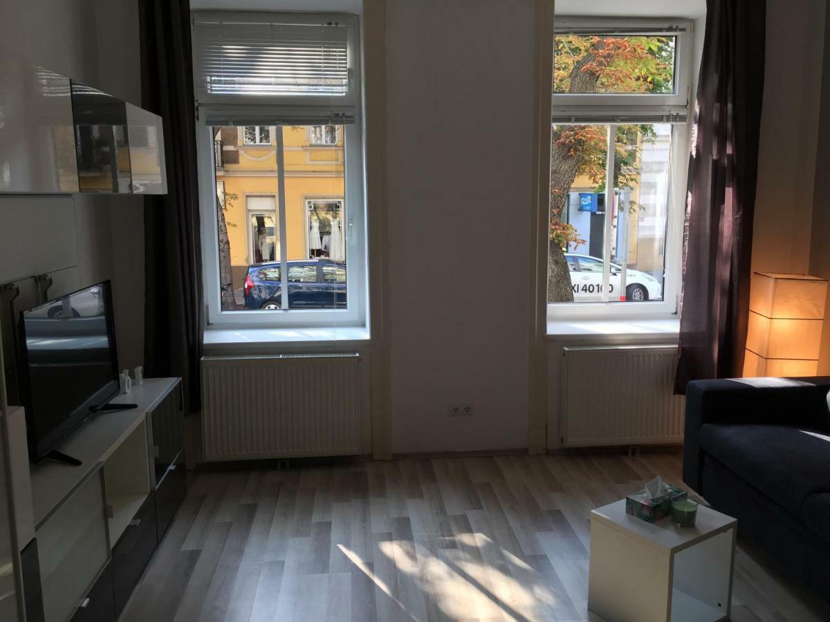 Schoenbrunn Apartment Вена Экстерьер фото